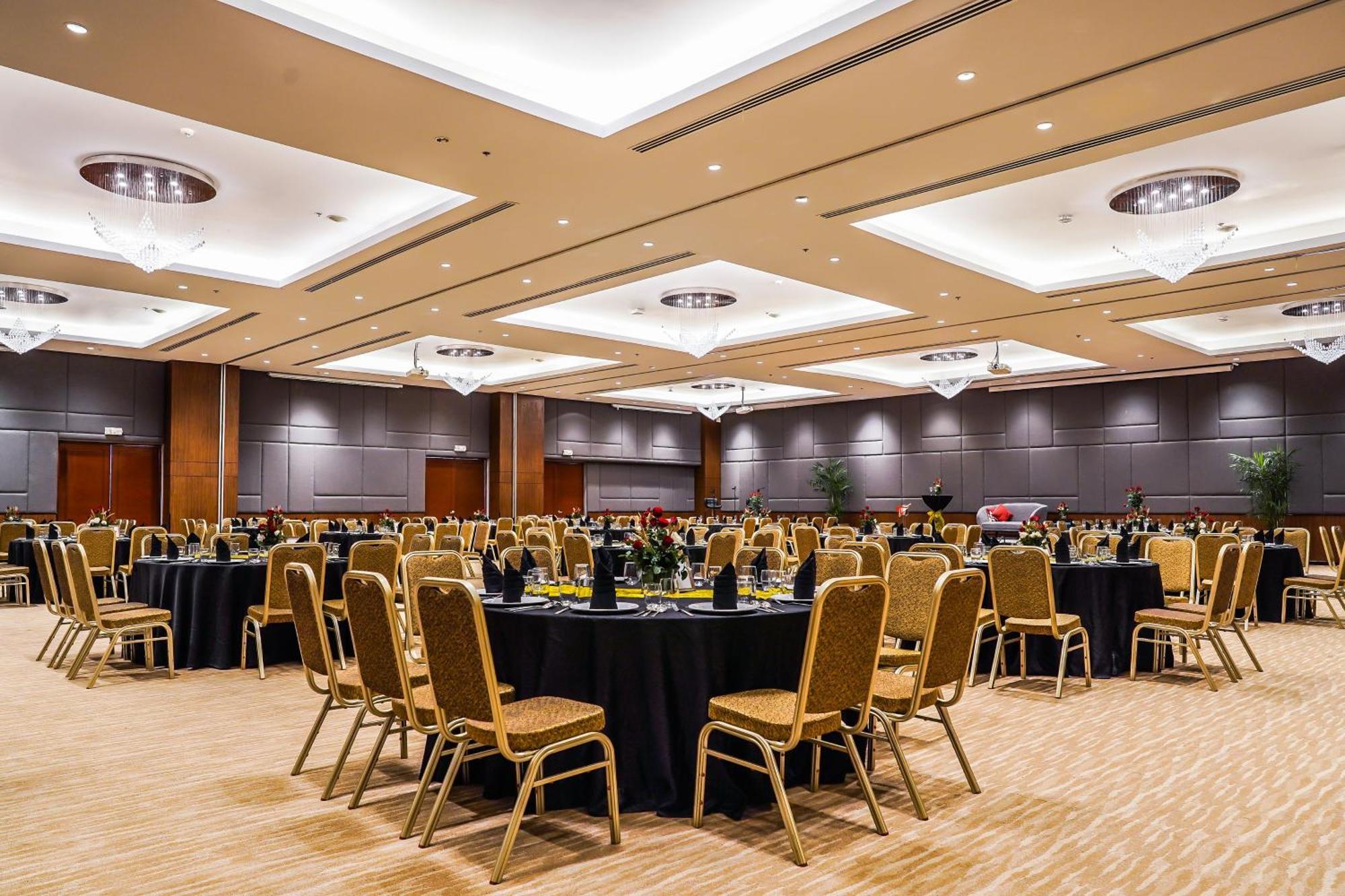 Summit Hotel Naga Ngoại thất bức ảnh